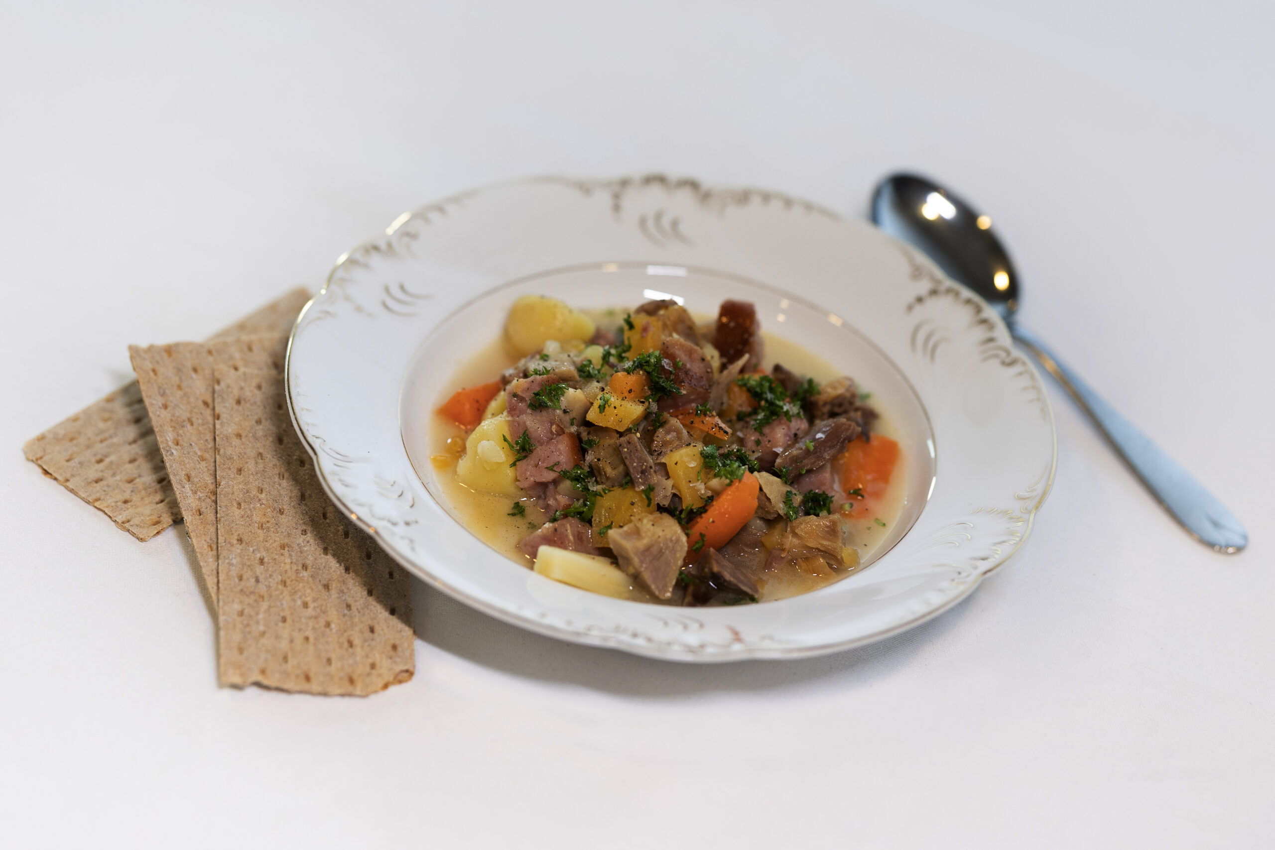 Pinnekjøtt-suppe a la Inge Johnsen